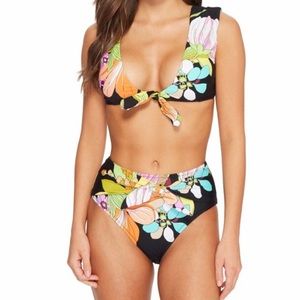 NWT Trina Turk Bathing Suit Top